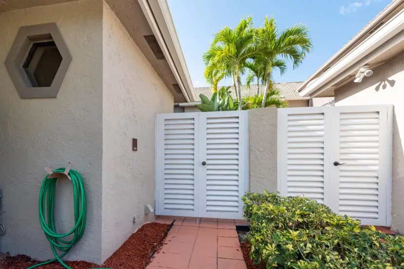 Picture of 5315 Monterey Circle B, Delray Beach FL 33484