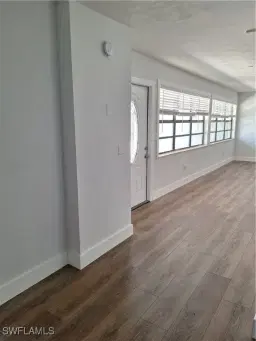 Picture of 1038 Sumica Dr, Fort Myers, FL 33919