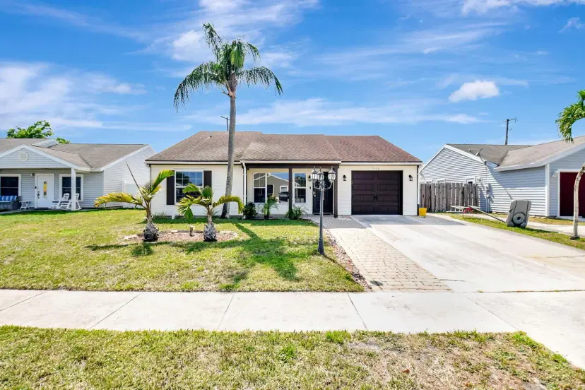 Picture of 7938 Ridgewood Drive, Lake Worth FL 33467