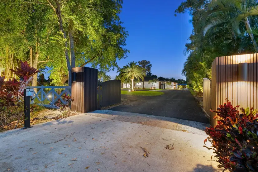 Picture of 13900 Mustang Trail, Southwest Ranches FL 33330