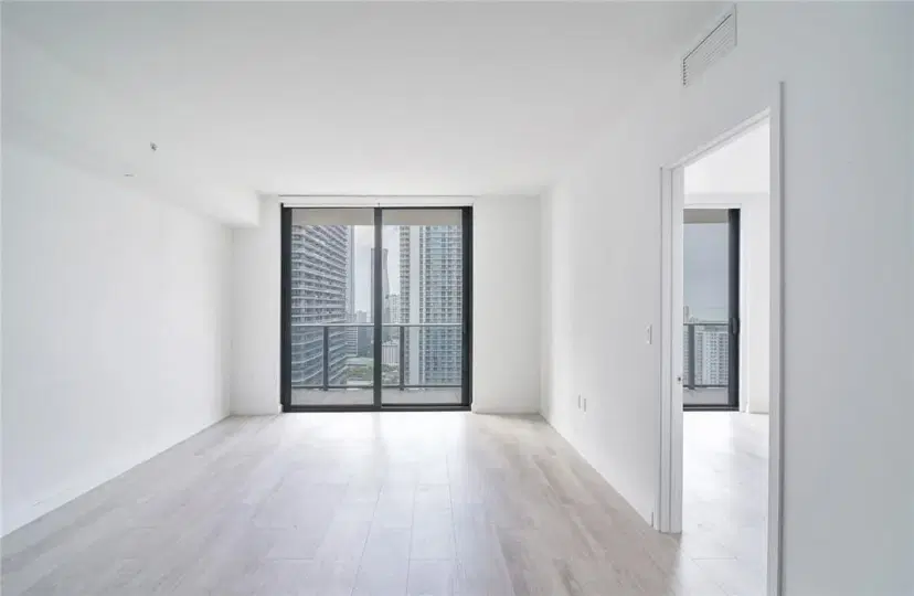 Picture of 45 SW 9Th St 2604, Miami FL 33130