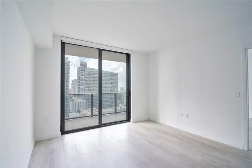 Picture of 45 SW 9Th St 2604, Miami FL 33130