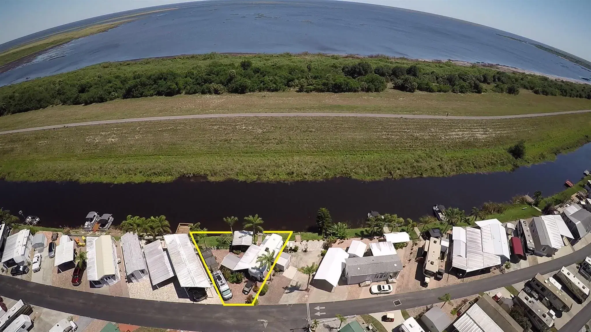 Picture of 7950 Hwy 78 W 105, Okeechobee, FL 34974