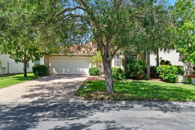 Picture of 1877 Grey Falcon Circle Sw, Vero Beach FL 32962