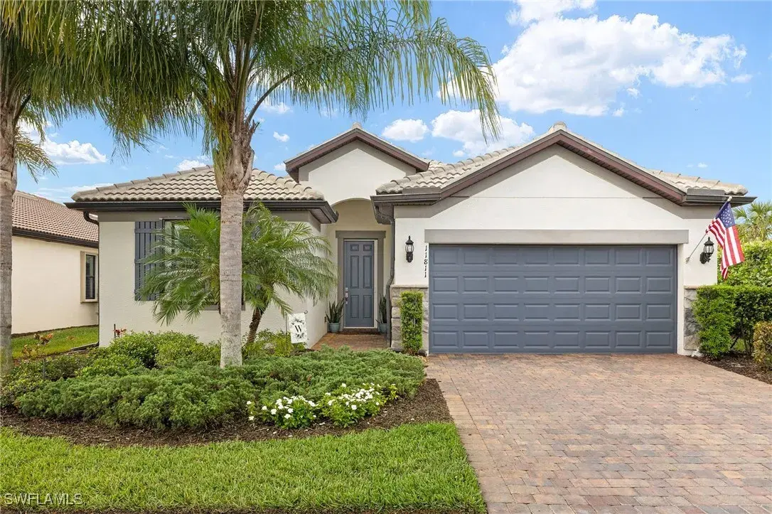 Picture of 11811 Darcy Pl, Fort Myers, FL 33913
