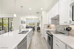 Picture of 11811 Darcy Pl, Fort Myers, FL 33913