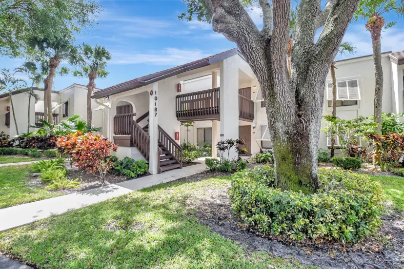 Picture of 10187 Mangrove Drive 204, Boynton Beach FL 33437
