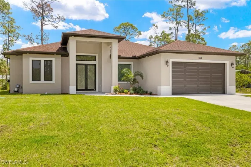 Picture of 1018 Desoto Ave, Lehigh Acres FL 33972