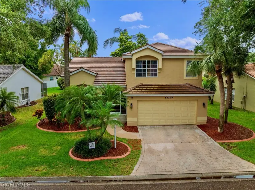 Picture of 12700 Eagle Pointe Cir, Fort Myers FL 33913