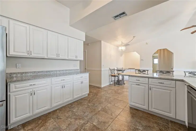 Picture of 2037 SE 16Th St, Cape Coral FL 33990