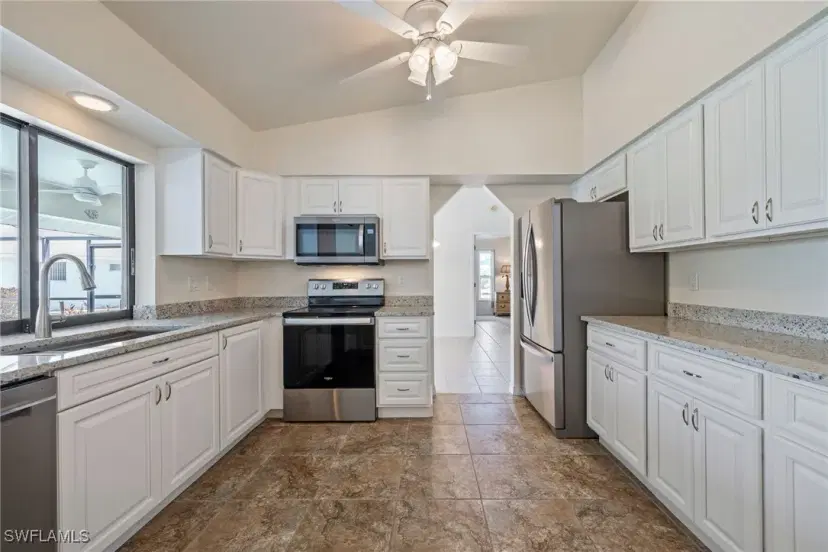 Picture of 2037 SE 16Th St, Cape Coral FL 33990