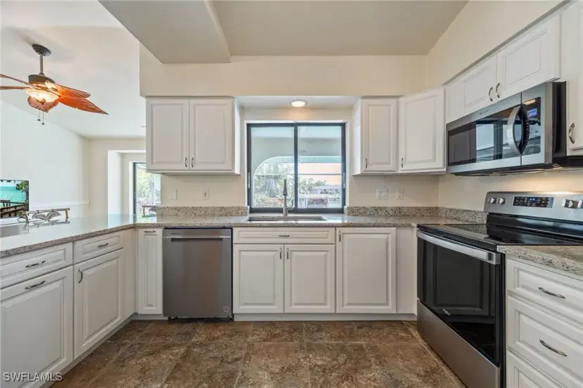 Picture of 2037 SE 16Th St, Cape Coral FL 33990