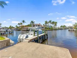 Picture of 450 Keenan Ave, Fort Myers, FL 33919
