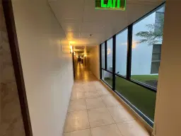 Picture of 3731 N Country Club Dr 529, Aventura, FL 33180