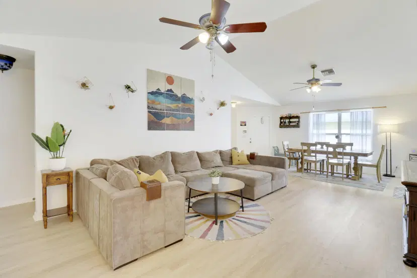 Picture of 144 Pennock Landing Circle, Jupiter FL 33458