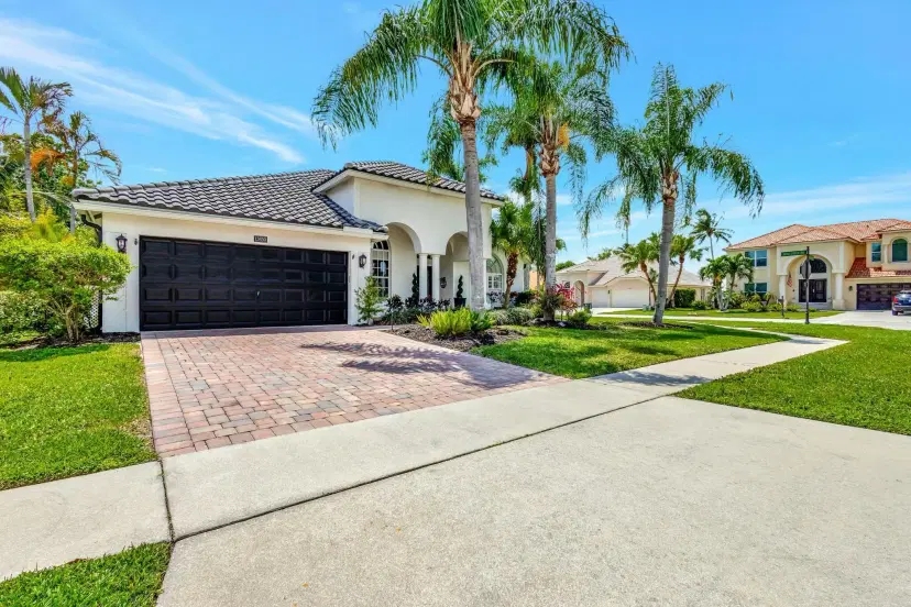 Picture of 15850 Glen Willow Lane, Wellington FL 33414