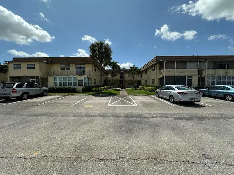 Picture of 155 Saxony D, Delray Beach FL 33446