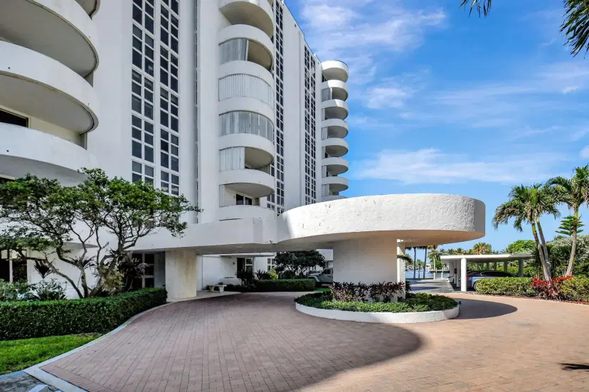 Picture of 2200 S Ocean Boulevard 405, Delray Beach FL 33483