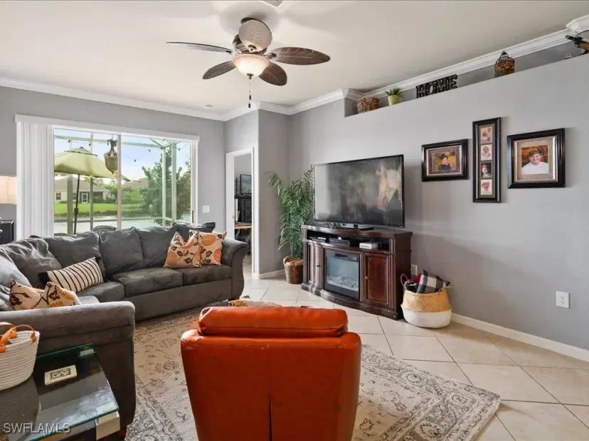 Picture of 14488 Grapevine Dr Sw, Naples FL 34114