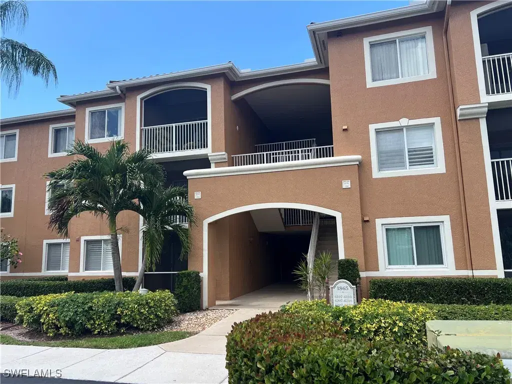 Picture of 1865 Florida Club Dr 6108, Naples, FL 34112