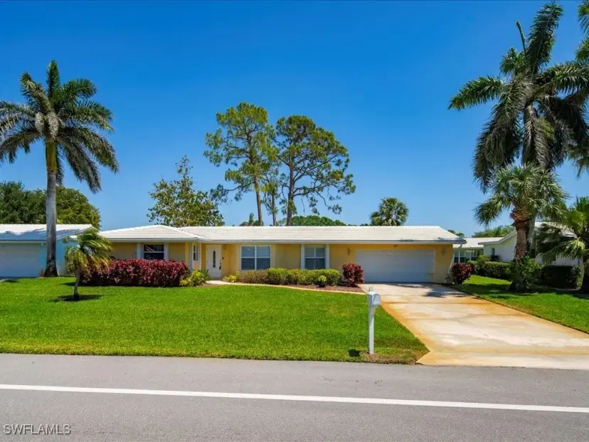 Picture of 30 Hawaii Blvd 30, Naples FL 34112