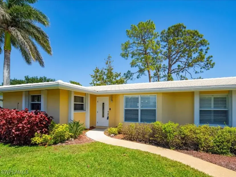 Picture of 30 Hawaii Blvd 30, Naples FL 34112