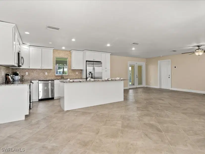 Picture of 30 Hawaii Blvd 30, Naples FL 34112