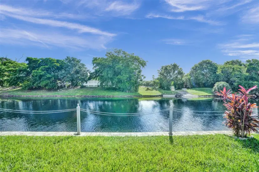 Picture of 5800 NW 81St Ave, Tamarac FL 33321