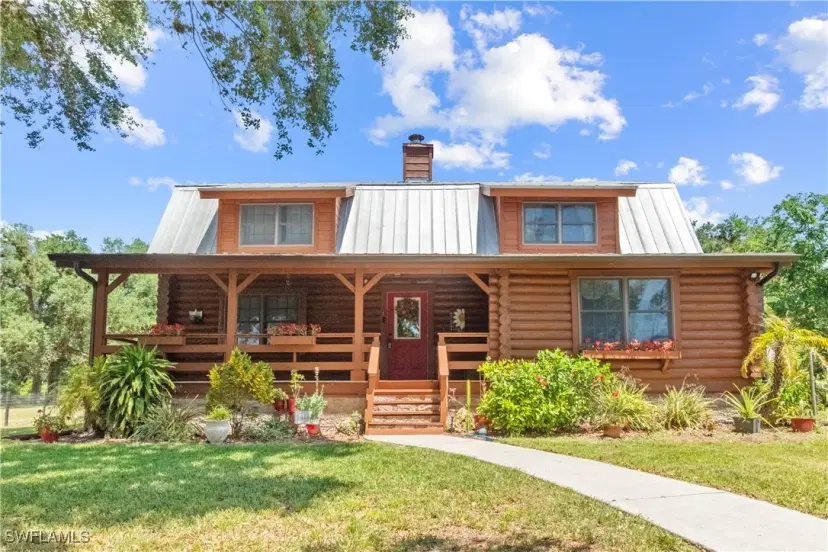 Picture of 19861 N River Rd, Alva FL 33920