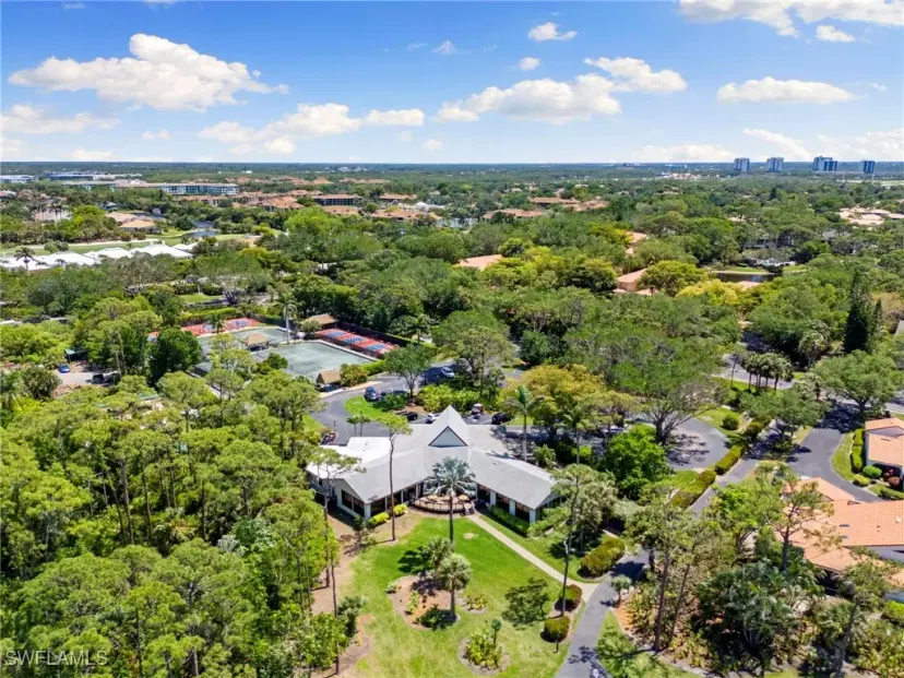 Picture of 15171 Cedarwood Ln 3105, Naples FL 34110