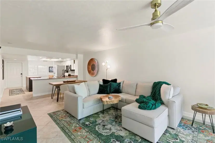 Picture of 15171 Cedarwood Ln 3105, Naples FL 34110