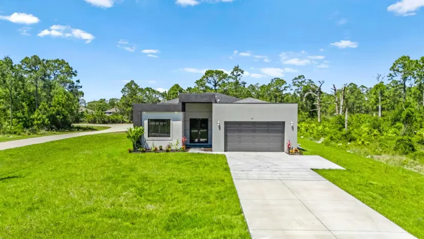 Picture of 710 Eisenhower Blvd, Lehigh Acres FL 33974