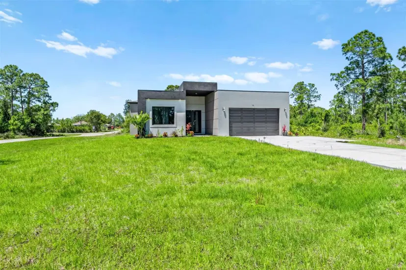 Picture of 710 Eisenhower Blvd, Lehigh Acres FL 33974