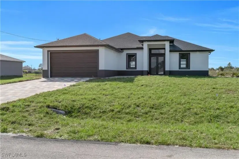Picture of 1006 Pine Ave, Lehigh Acres FL 33972