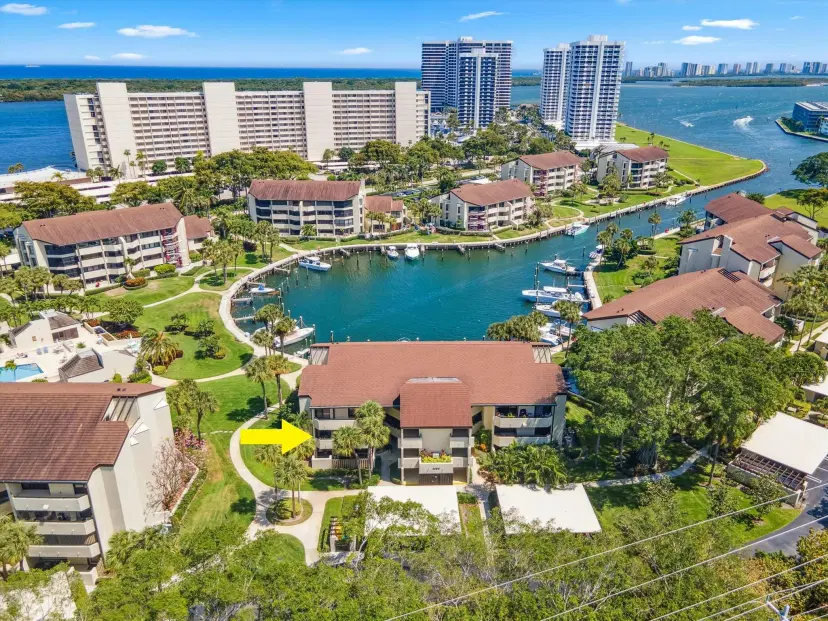 Picture of 1124 Marine Way W D2L, North Palm Beach FL 33408