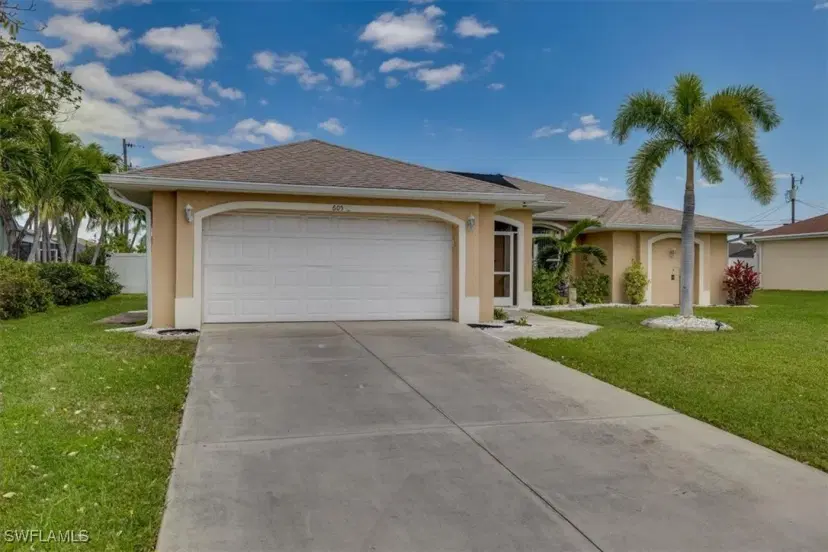 Picture of 605 SE 22Nd St, Cape Coral FL 33990
