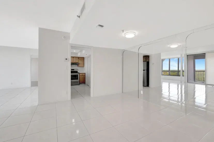 Picture of 7802 Lakeside Boulevard 783, Boca Raton FL 33434