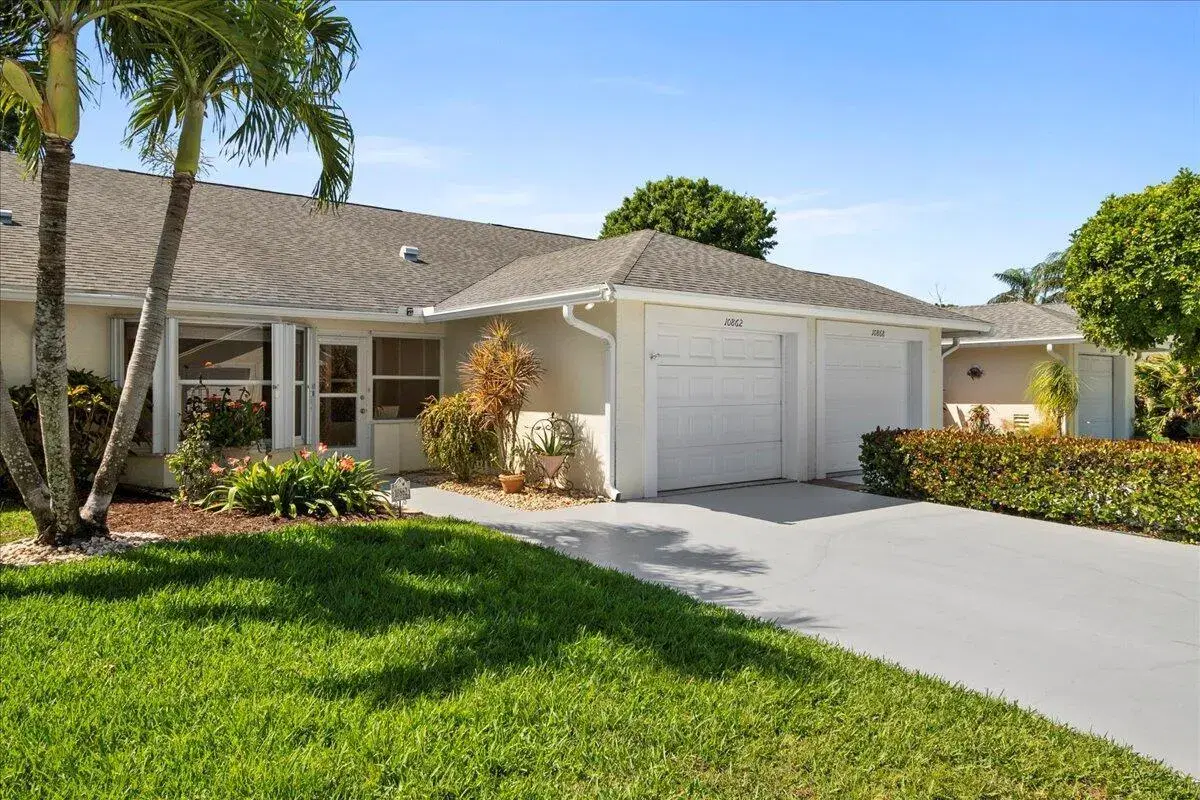 Picture of 10862 SE Sea Pines Circle, Hobe Sound, FL 33455