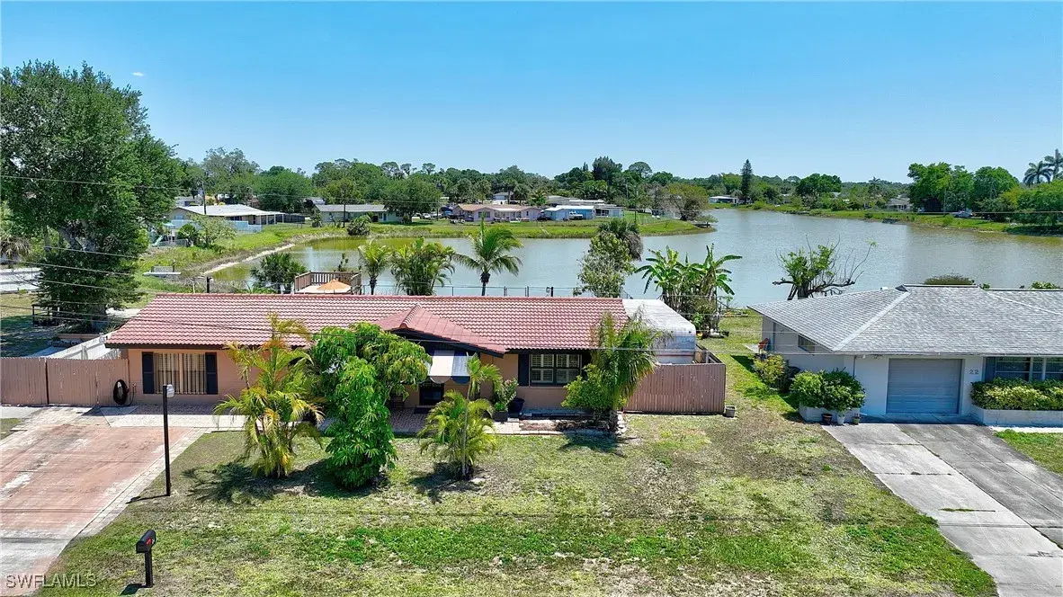 Picture of 24 Greenwood Ave, Lehigh Acres, FL 33936