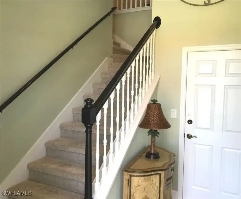 Picture of 5600 Chelsey Ln 201, Fort Myers FL 33912