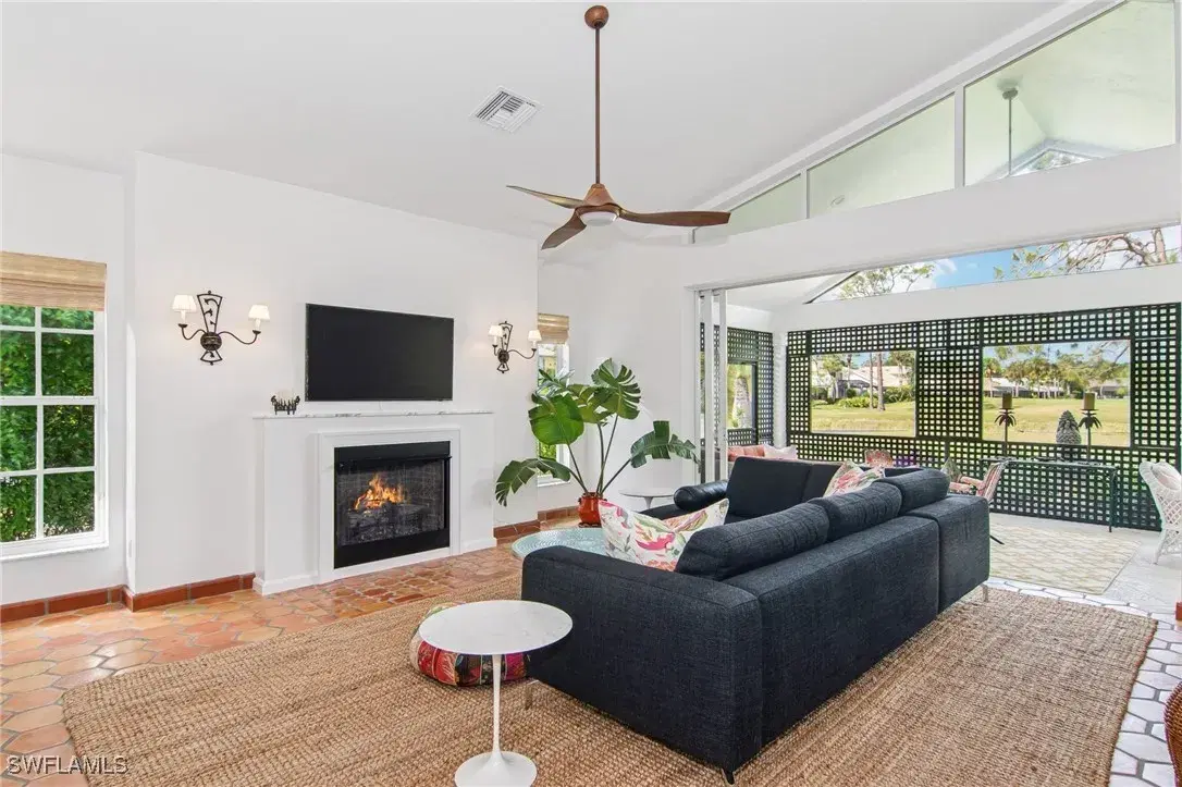 Picture of 234 Edgemere Way E, Naples, FL 34105