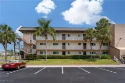 Picture of 1014 Manatee Rd F102, Naples, FL 34114