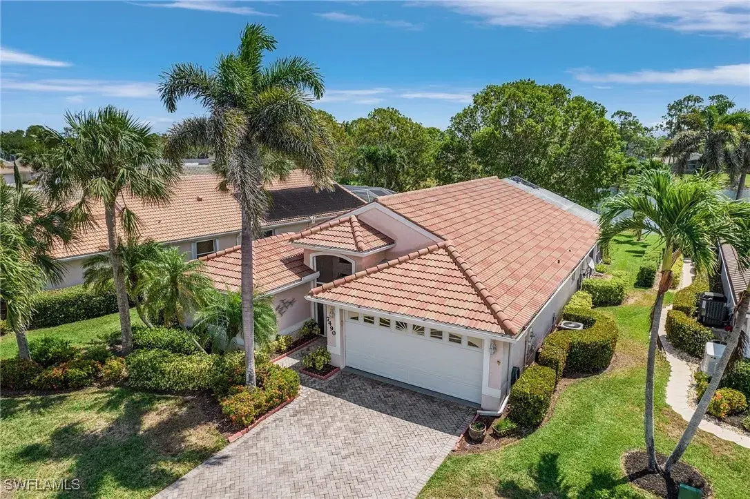 Picture of 7490 Lourdes Ct, Naples, FL 34104