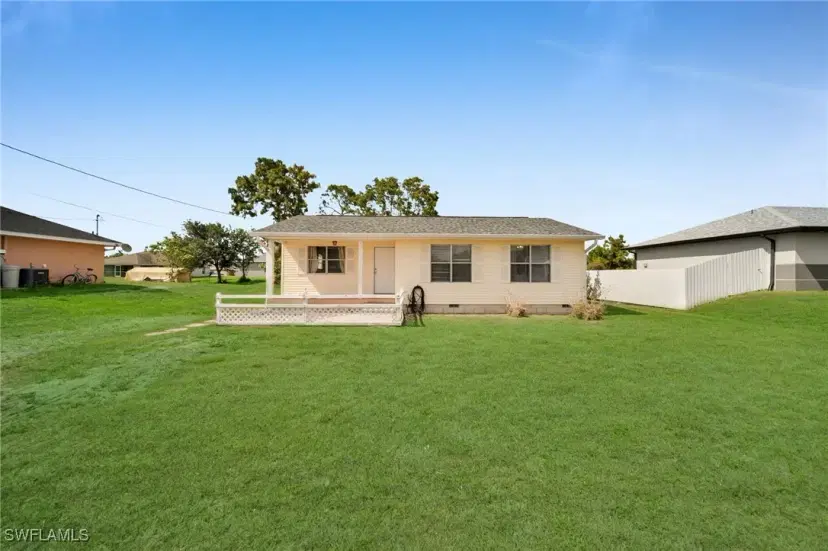 Picture of 4304 11Th St Sw, Lehigh Acres FL 33976