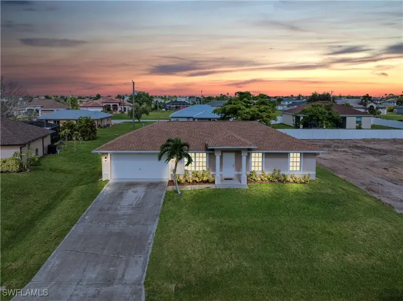 Picture of 421 NW 20Th Pl, Cape Coral FL 33993