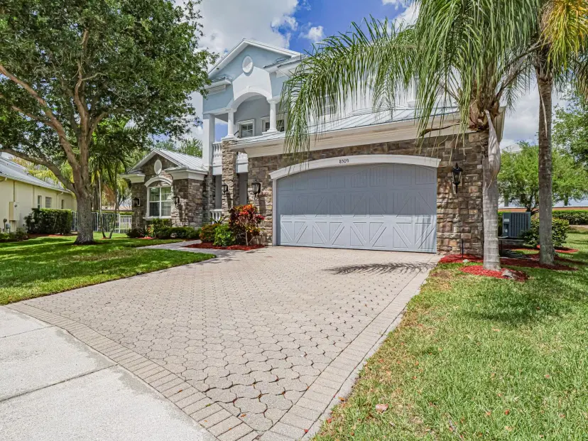 Picture of 8509 Butler Greenwood Drive, West Palm Beach FL 33411