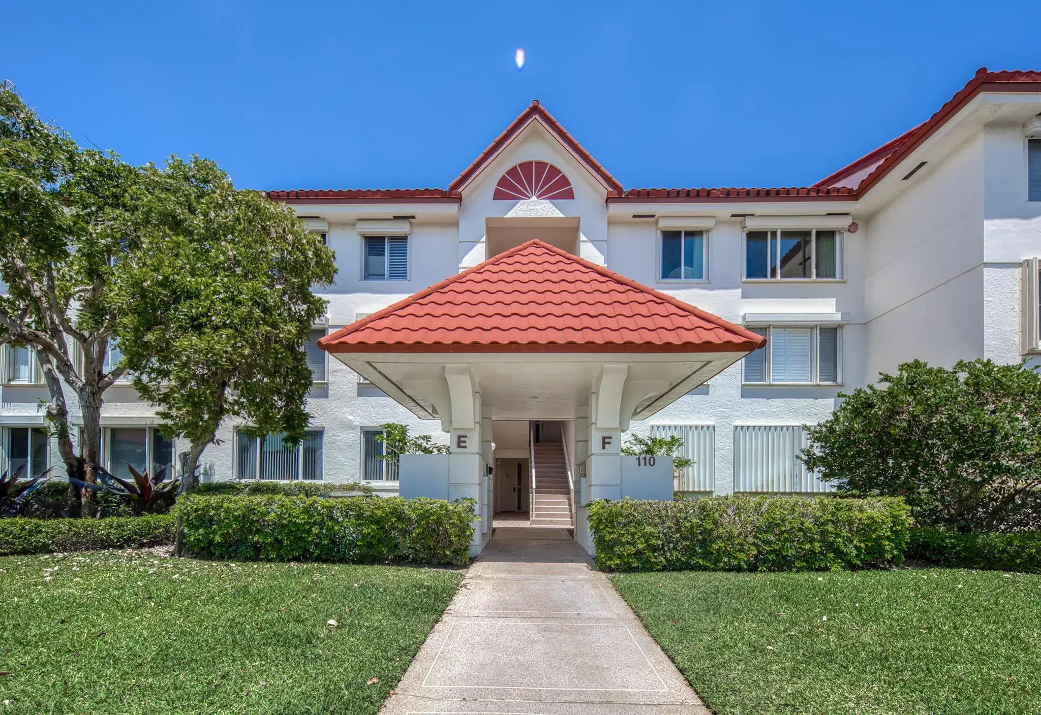 Picture of 110 Half Moon Circle E1, Hypoluxo, FL 33462