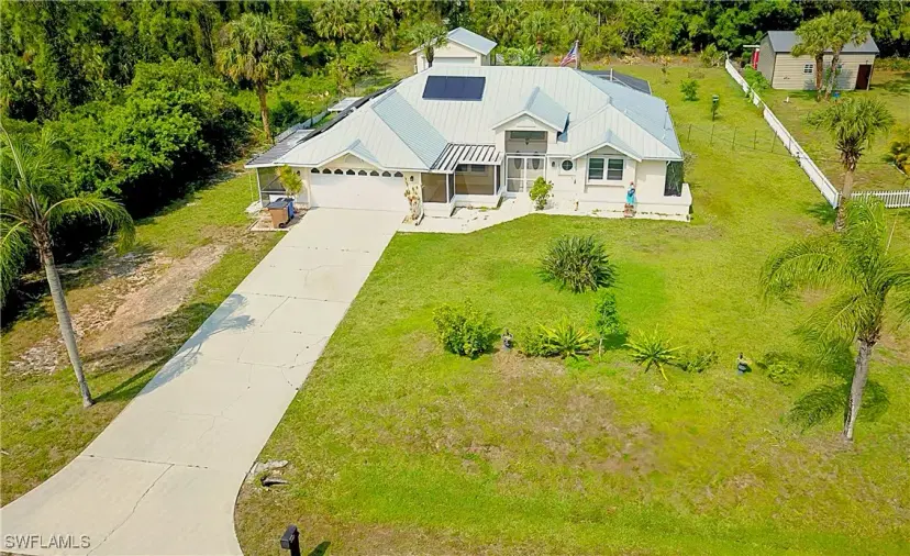 Picture of 409 Columbus Ave, Lehigh Acres FL 33972