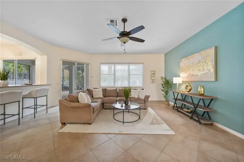 Picture of 11700 Pine Timber Ln, Fort Myers FL 33913