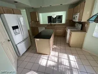 Picture of 2806 Aintree Ln H102, Naples FL 34112
